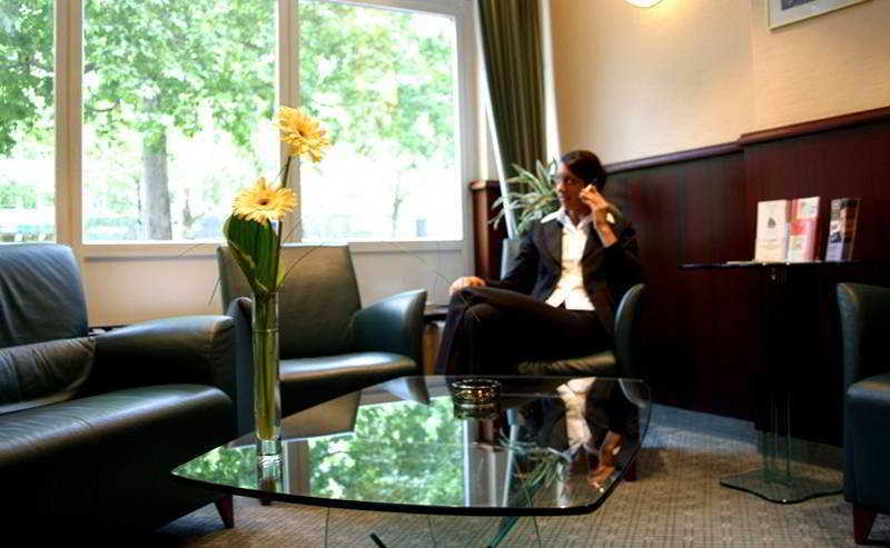 Hotel Kurfuerstendamm Am Adenauerplatz Berlin Extérieur photo